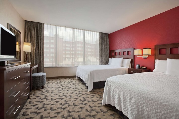 Room 15 of 46