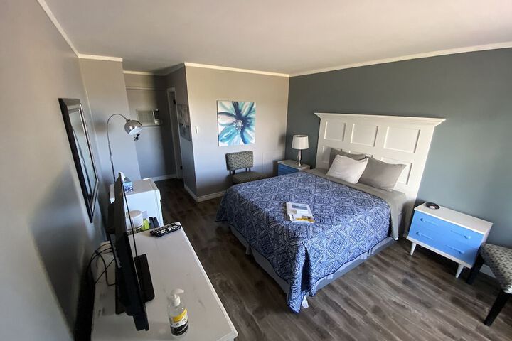 Room 97 of 102