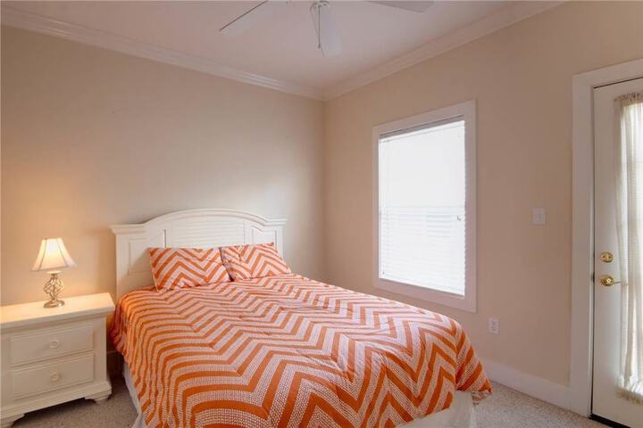 Room 20 of 92