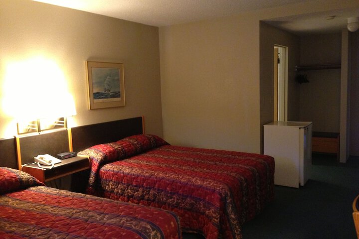 Room 58 of 68