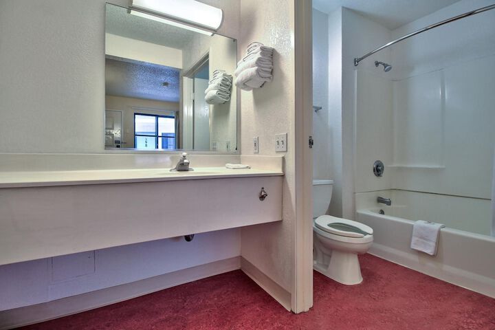 Room 44 of 55