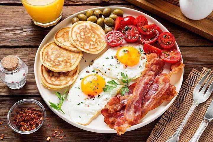 Breakfast/Coffee Service 100 of 111