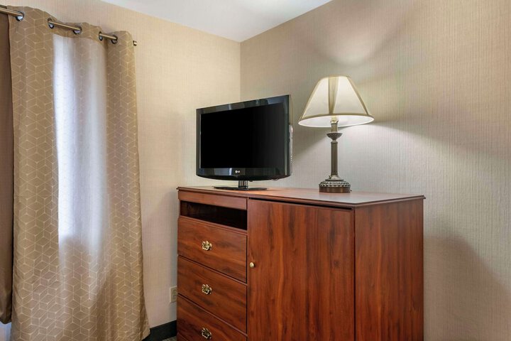 SureStay Plus Hotel by Best Western Buffalo