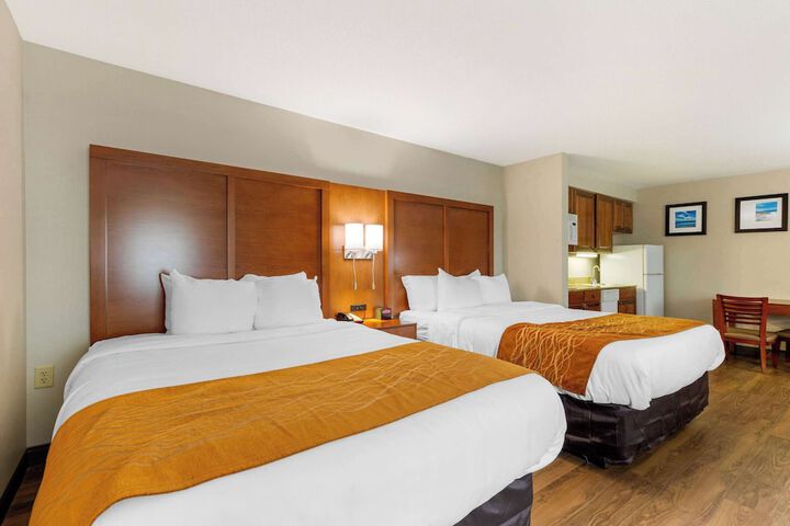 Comfort Inn & Suites Milford