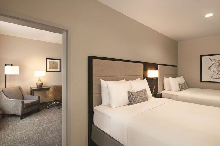Room 11 of 23
