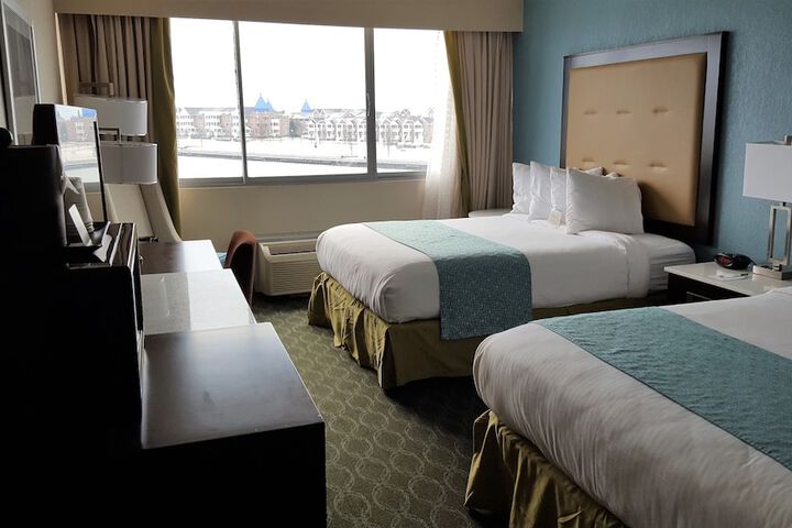 Room 37 of 44