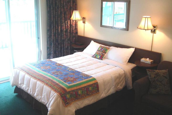 Room 53 of 59