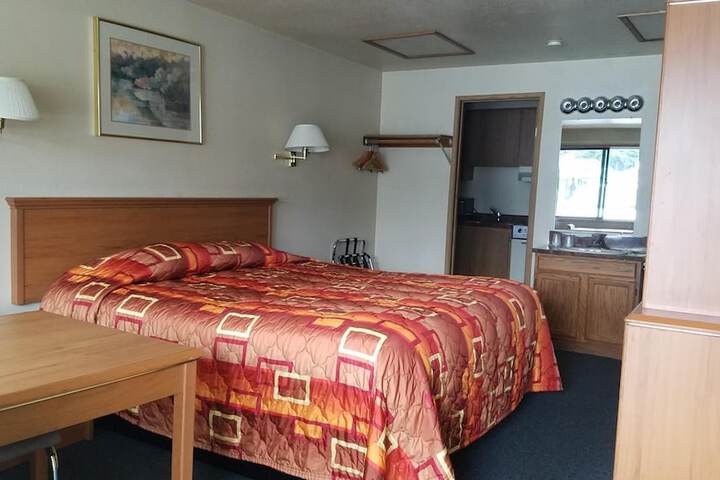 Milwaukie Inn Portland South