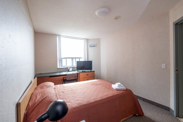 Residence & Conference Centre - Barrie