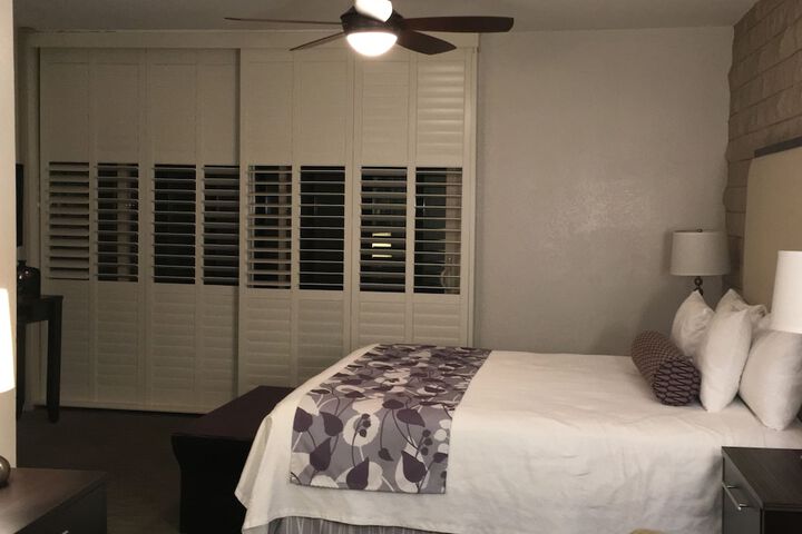 Room 34 of 49