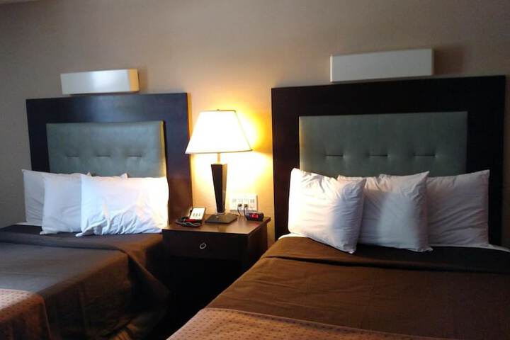 Room 27 of 36