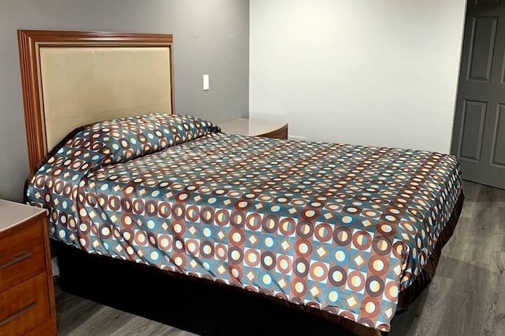 Room 20 of 69