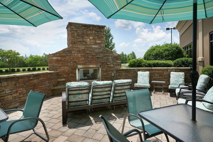 Terrace/Patio 36 of 39