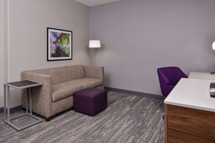 Room 68 of 114