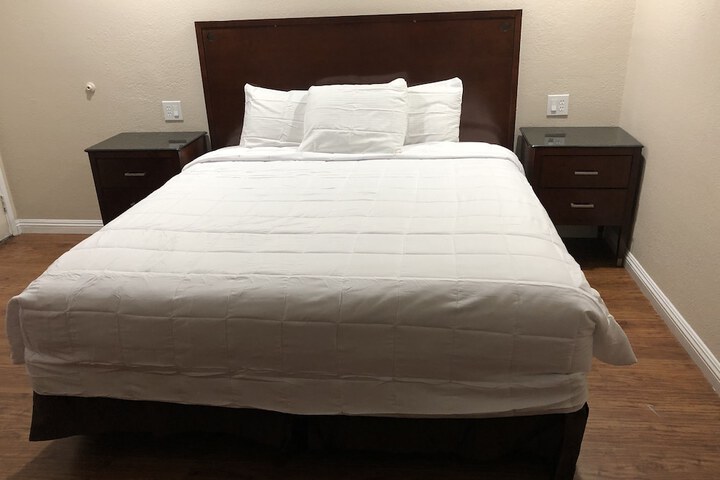 Room 18 of 51