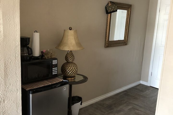 Room 117 of 182