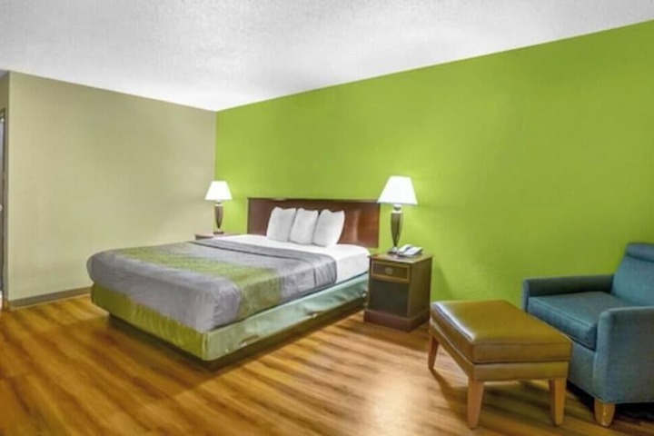 Motel 6 Morehead KY
