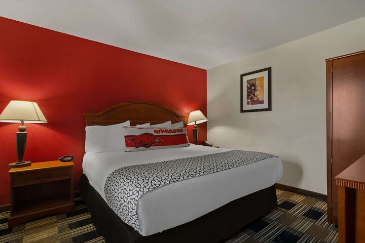 Best Western Windsor Suites