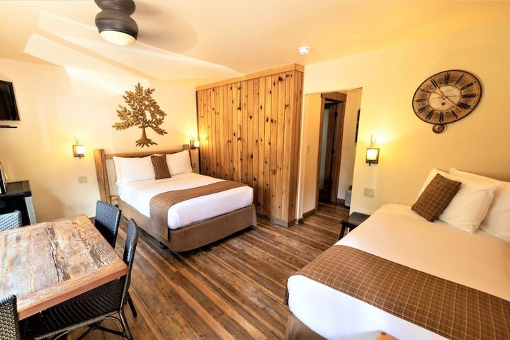 Cedar Glen Lodge