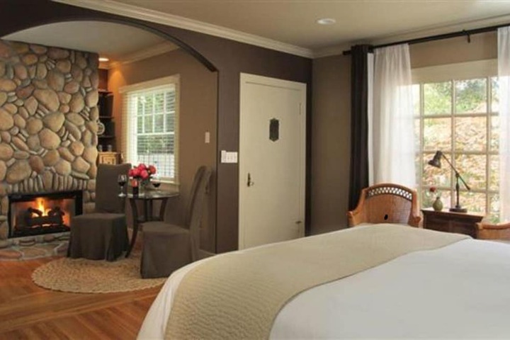 Room 45 of 161