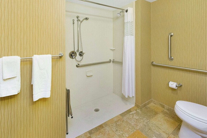 Room 28 of 52