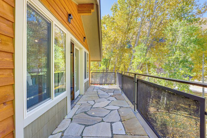 14 Miles to Sun Valley: Updated Getaway!