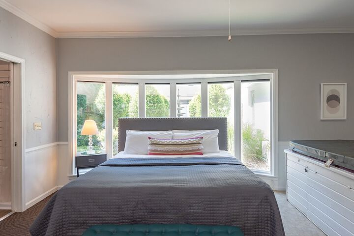 Room 10 of 71