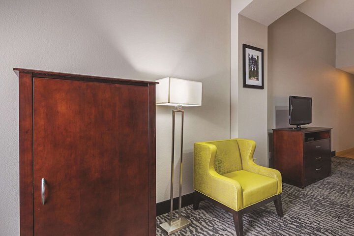 Room 46 of 56