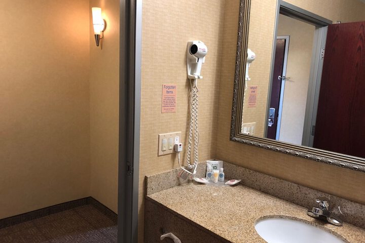 Room 47 of 69