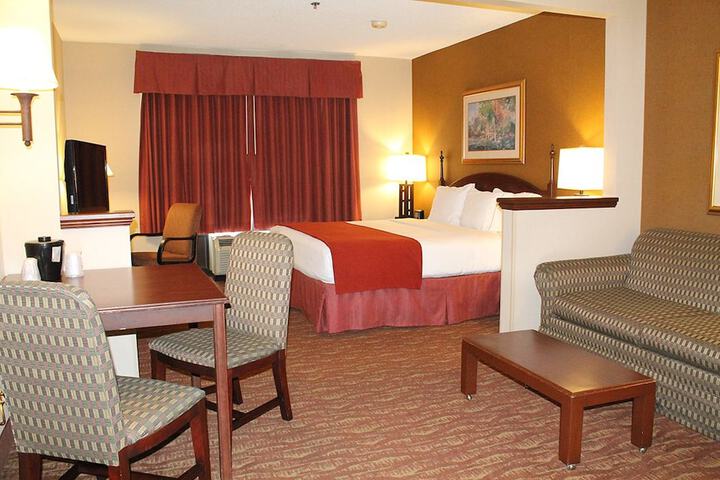 Spark by Hilton Paducah
