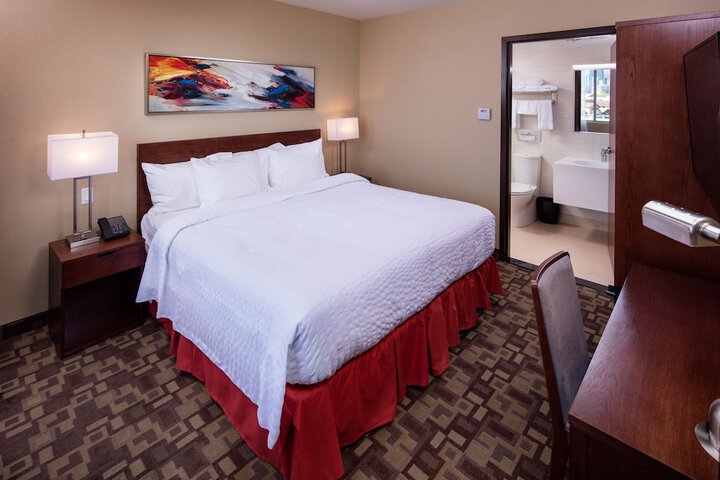 Room 14 of 22