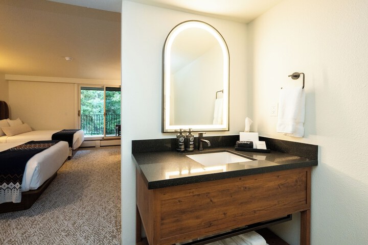 Rock Creek Resort