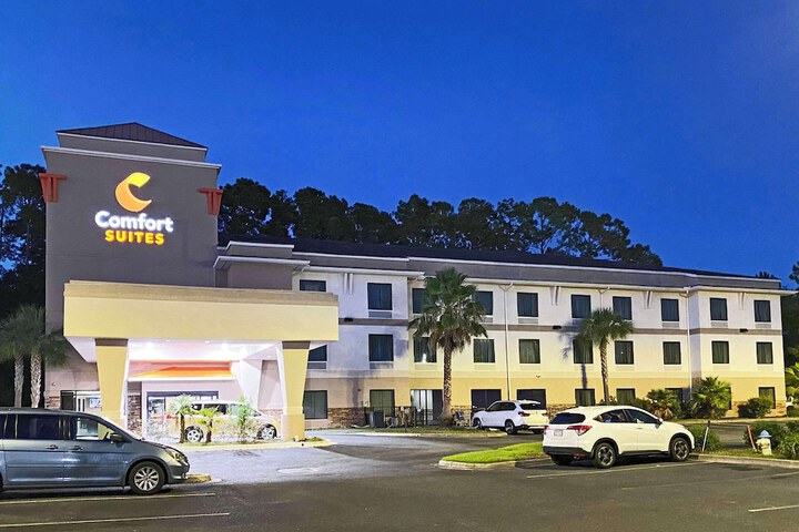 Hotel 2 of 53