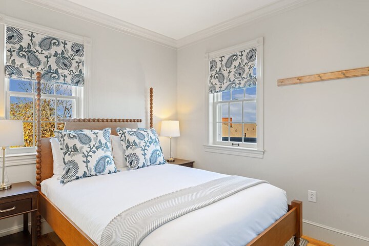 Room 32 of 135