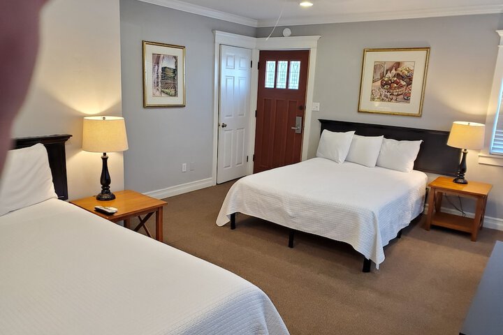 Room 10 of 22