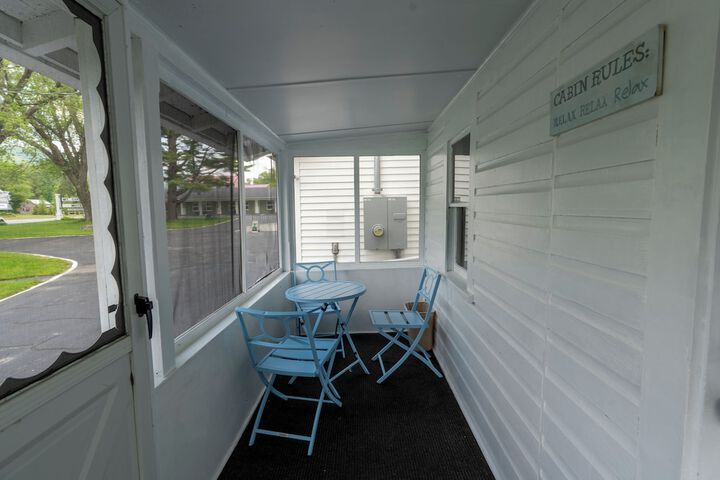 Mount Coolidge Motel