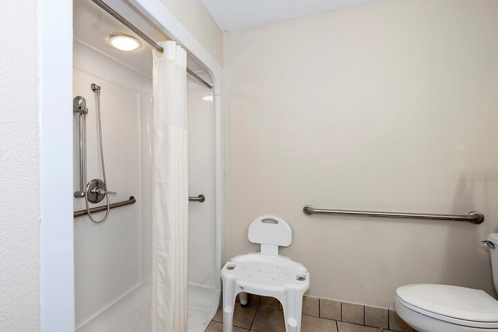 Room 20 of 36