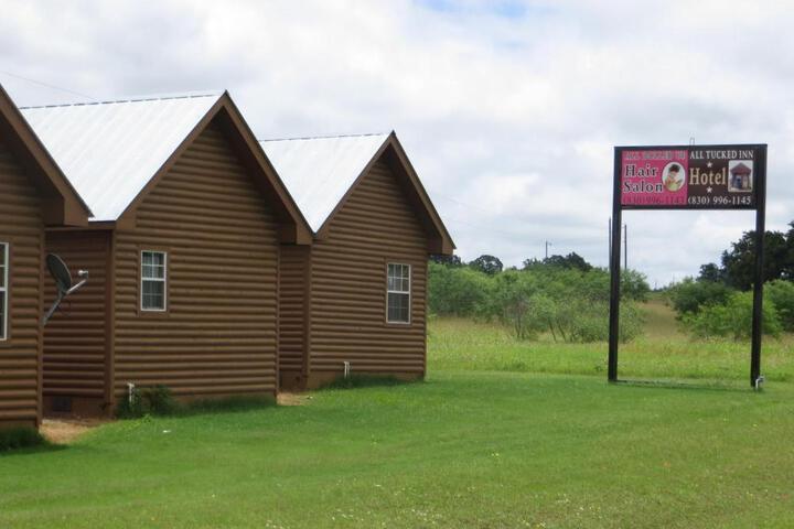All Tucked Inn Cabins