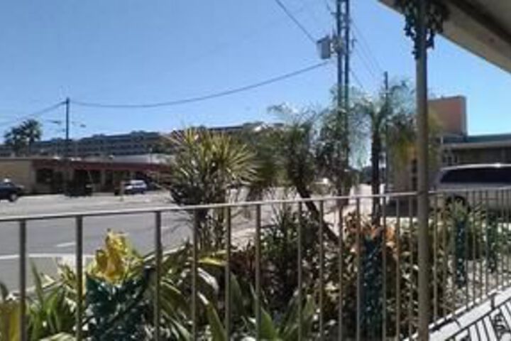 Siesta Motel