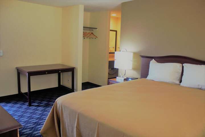 Room 14 of 24