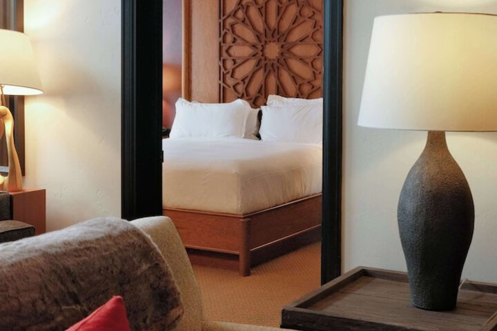 Room 105 of 316