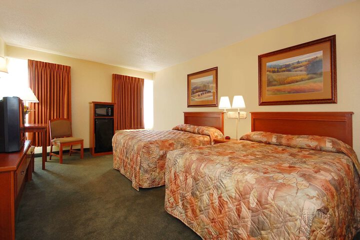 Room 4 of 14