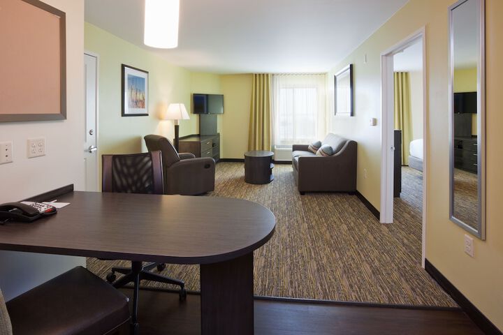 Room 19 of 28