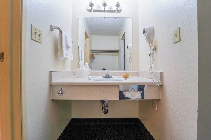 Room 55 of 96