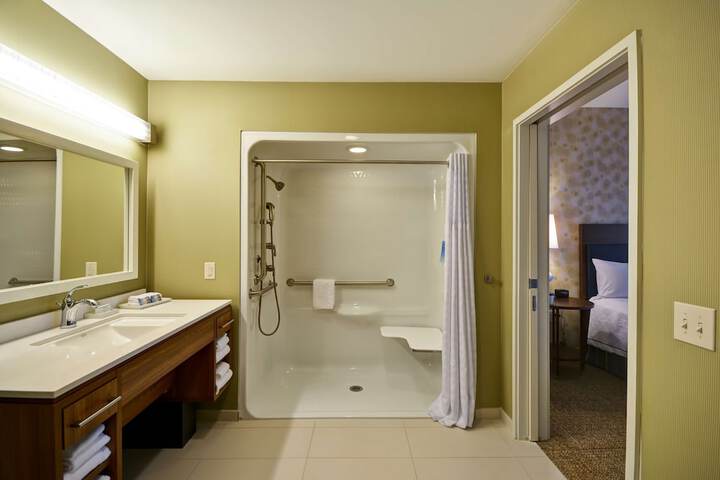 Home2 Suites by Hilton Charles Town