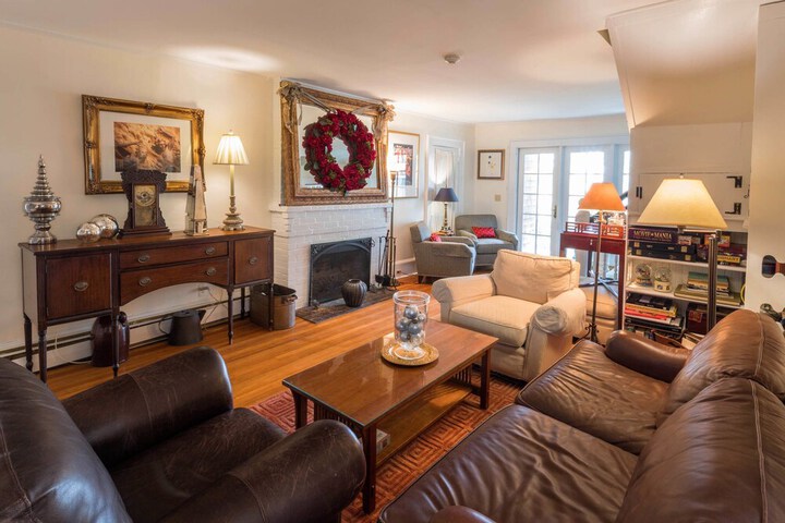 Snug Cottage