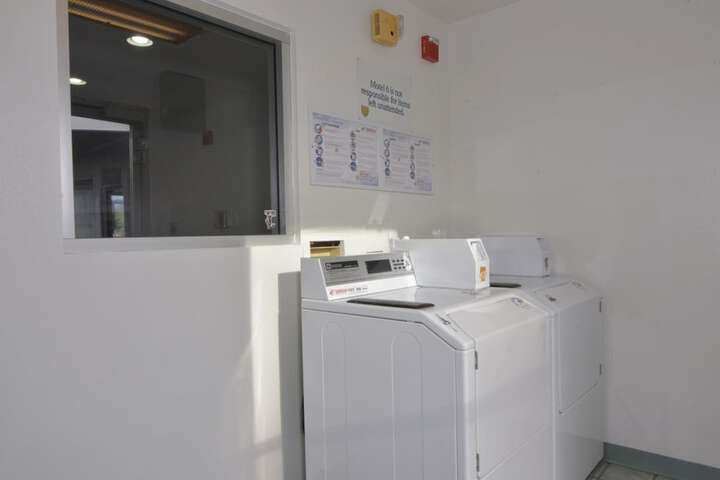 Laundry 30 of 31