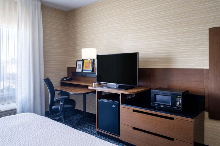 Fairfield Inn & Suites by Marriott Detroit Lakes