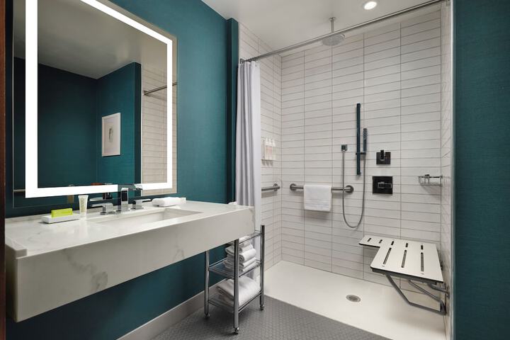 Le Meridien Denver Downtown