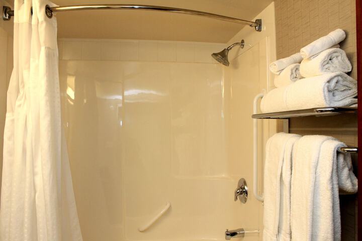 Holiday Inn Express & Suites Sherwood Park-Edmonton Area by IHG
